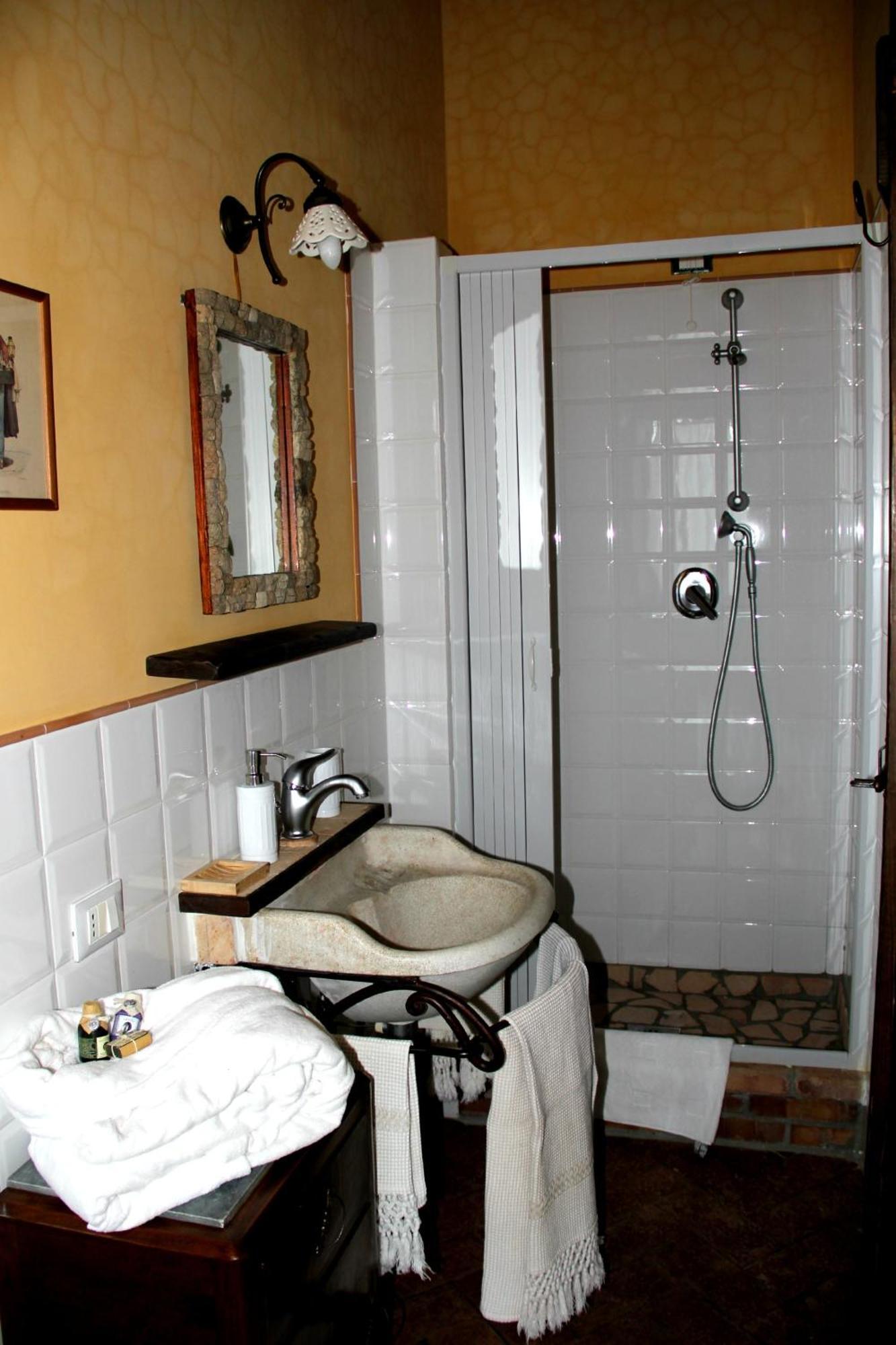 Al Vecchio Fontanile Bed & Breakfast